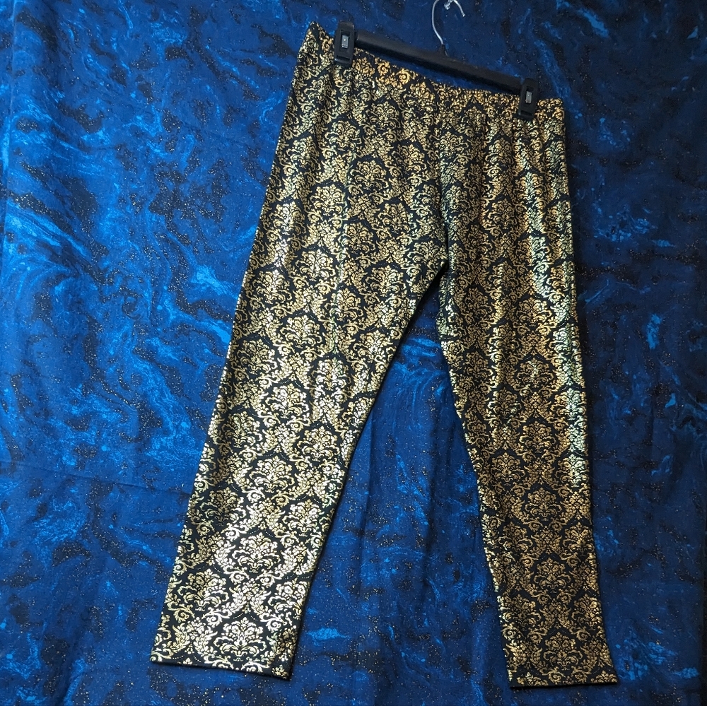 No Boundaries Gold and Black Leggings